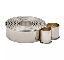Load image into Gallery viewer, Winco, Cookie Cutter Set (Regular / Fluted Shape)